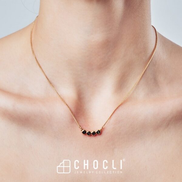 Profumi_Autore_collana_18k_lettere_love